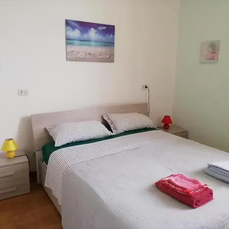 Lilli 2 Apartamento *
